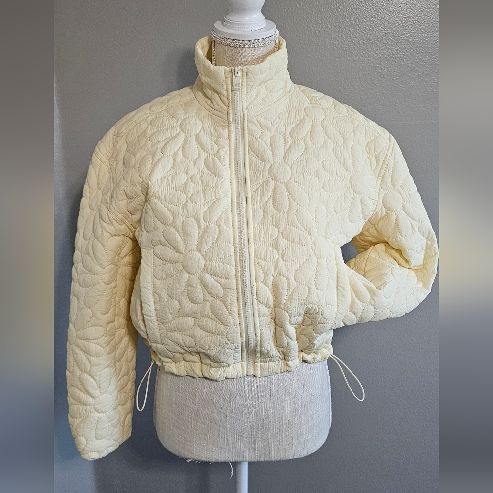 Love Tree Floral Quilted Women's Puffer Jacket